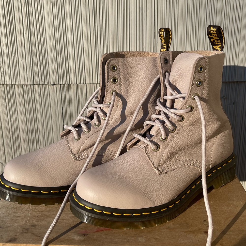 Doc Marten’s Pascal Women’s 8 Lace-Up Boot